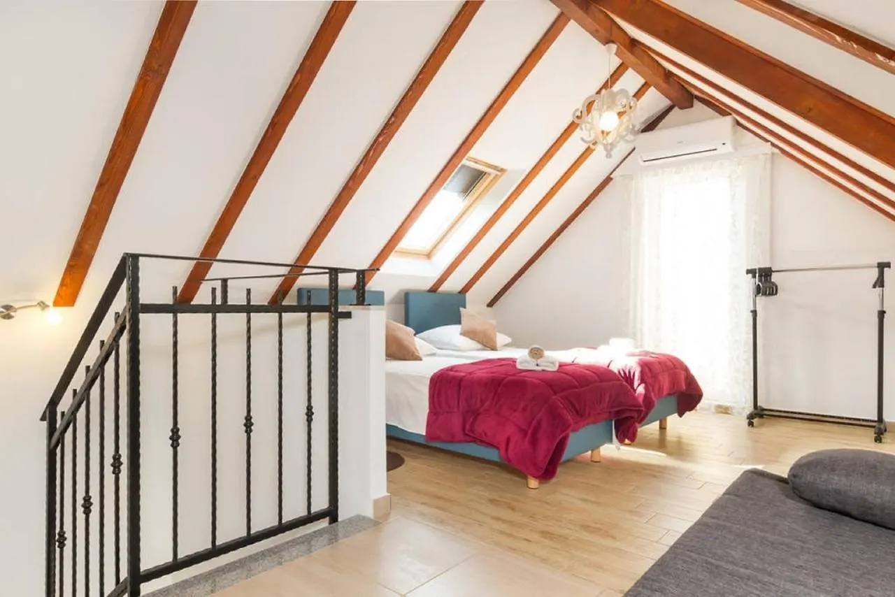 Peruzovic Rooms 2 Split Gæstehus